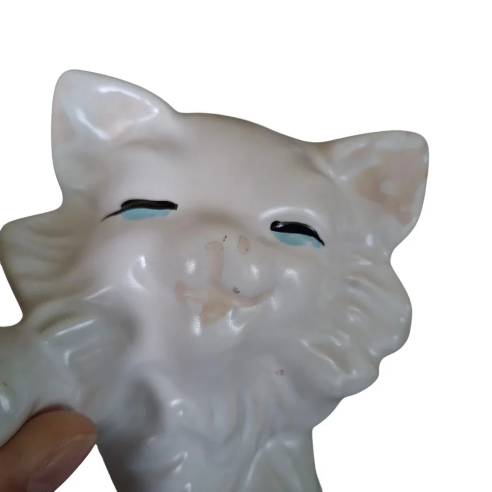 Vintage American Bisque Playful White‎ Kitten Figurine Smiley Happy Mischievous